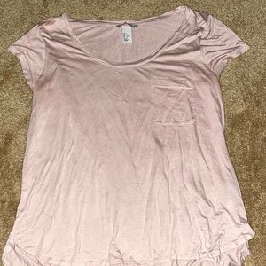 H&M pocket tee fits xs,s,m